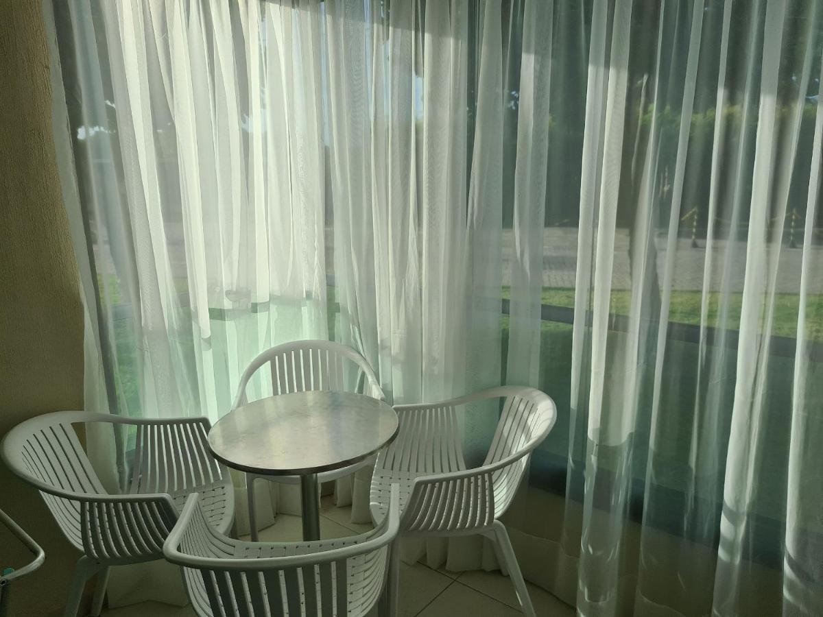 Apartamento Beira Mar Praia Dos Caneiros ตามังดาเร ภายนอก รูปภาพ